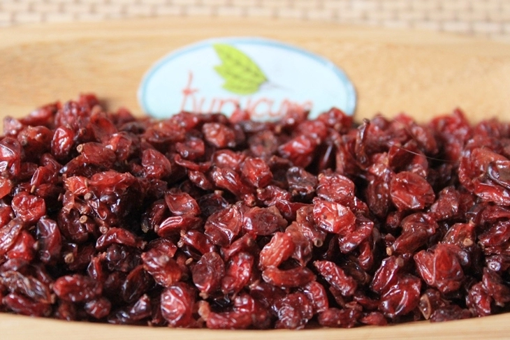البرباريس (Zereshk) في عبوات جملة لمشتري الجملة