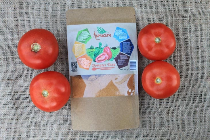 Topdan alıcılar üçün qablaşdırmada tomat tozu