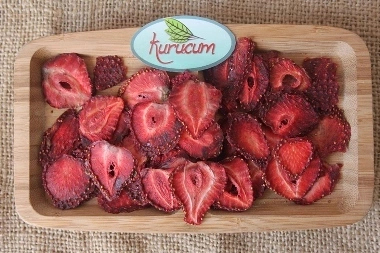 Dried strawberry