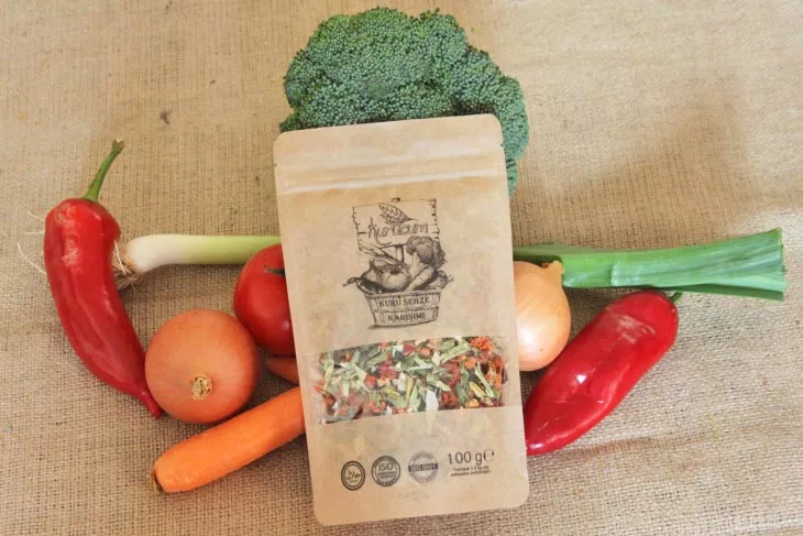 Where is dried coarse vegetable used?