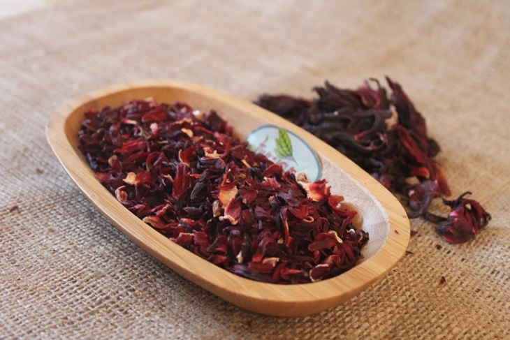 how is dried hibiscus made?