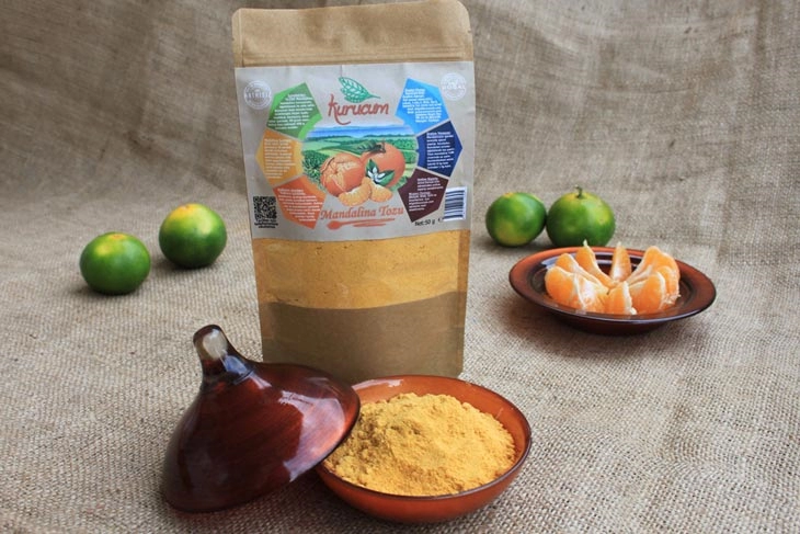Mandarin Powder export-ready packs from Kurucum Food, Isparta