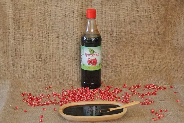 Pomegranate Sour Sauce in bulk packaging for wholesale buyers
