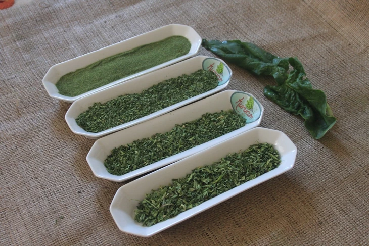 Where is dried spinach used?