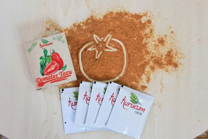 Tomato Powder in bulk packaging for wholesale buyers