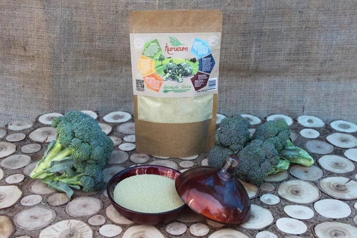 חבילות מוכנות לייצוא של אבקת ברוקולי מ‑Kurucum Food, איספרטה