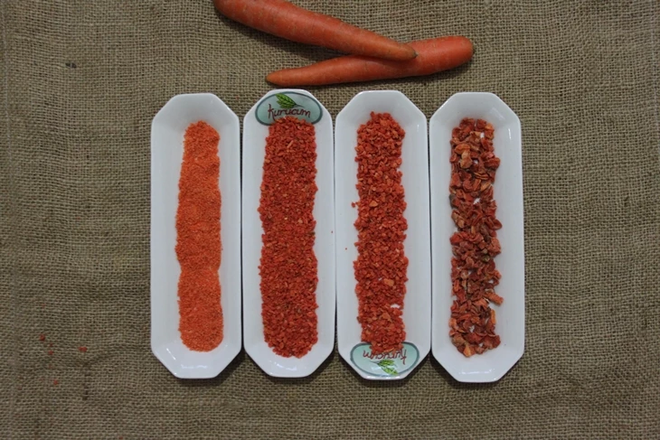 אריזות מוכנות ליצוא של גזר מיובש מבית Kurucum Food, Isparta