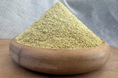 सूखा ब्रोकोली तना और पत्ती, सूखा ब्रोकोली पाउडर
