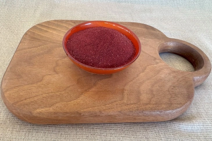 Confezioni di polvere di ibisco pronte all'esportazione da Kurucum Food, Isparta