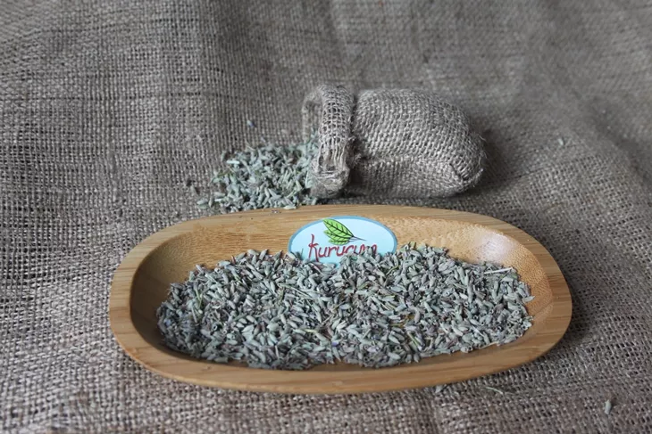 Exportklare verpakkingen gedroogde lavendel van Kurucum Food, Isparta