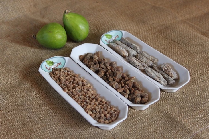 Opakowania suszonych fig gotowe do eksportu firmy „Kurucum Food” z Isparty