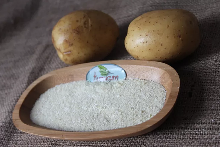 Pachete de cartof deshidratat gata pentru export de la Kurucum Food, Isparta